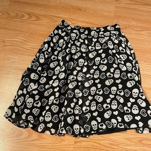 Rock steady skull circle skirt